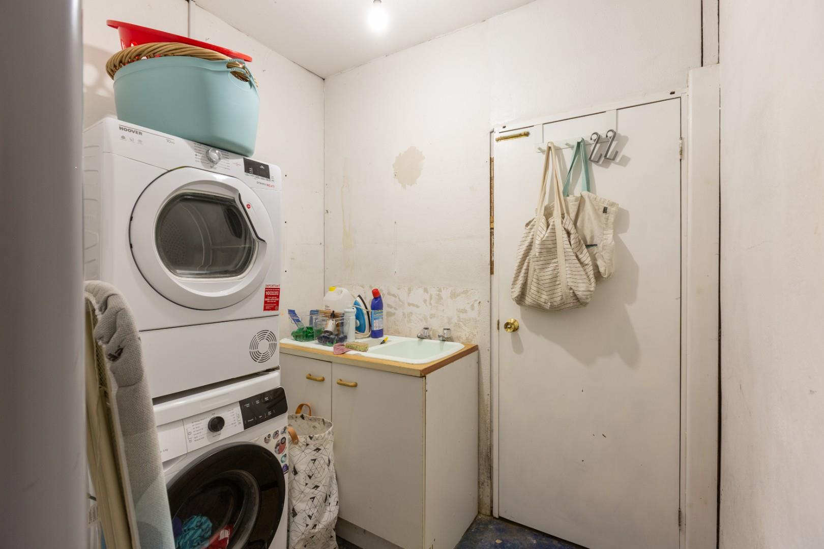 Pennard Drive, Southgate, Swansea, SA3 2DP